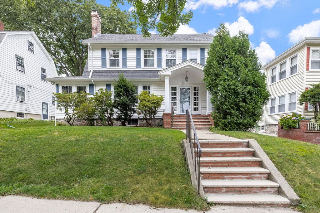 Zack Harwood Real Estate at Berkshire Hathaway HomeServices Warren Residential