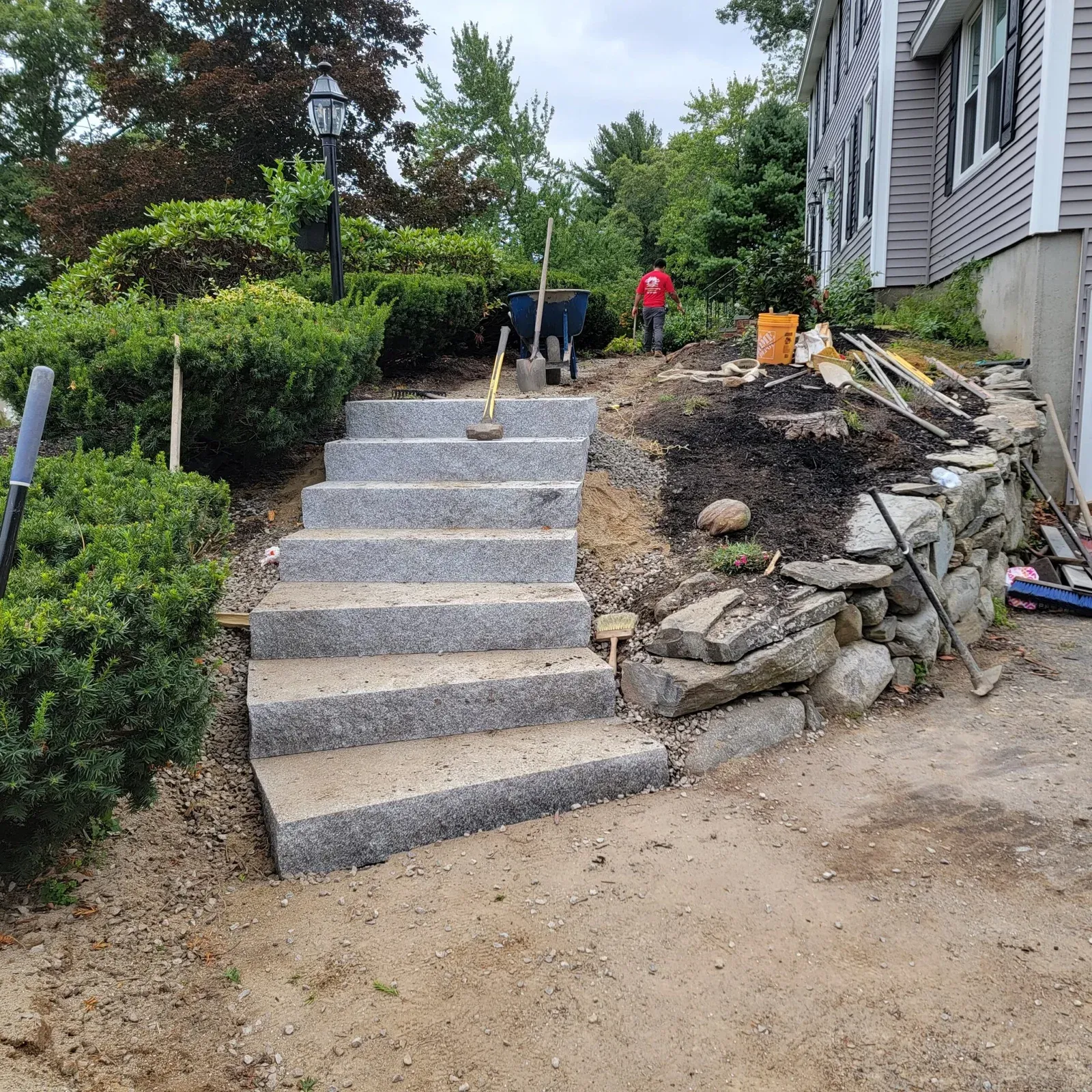 work photo from diamondlandscapingtreeservices.com
