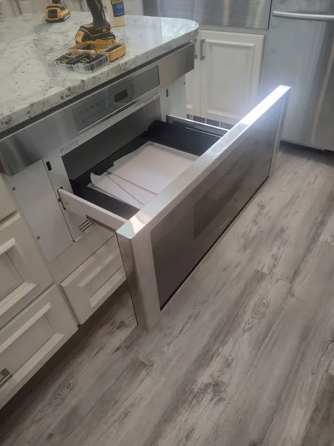 work photo from raynhambathandkitchen.com