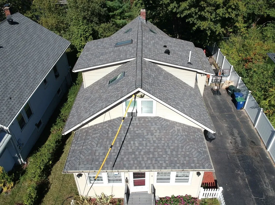 work photo from reiroofing.com