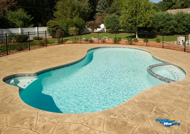work photo from poolsbymurphy.com