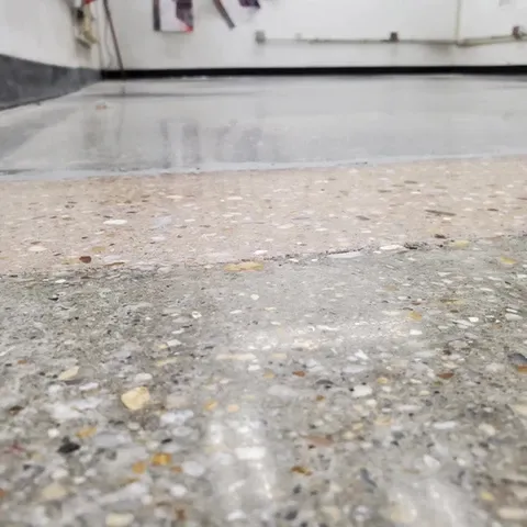 work photo from polishedconcretesolution.com