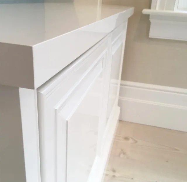 Gloss Office Cabinets_5.jpg