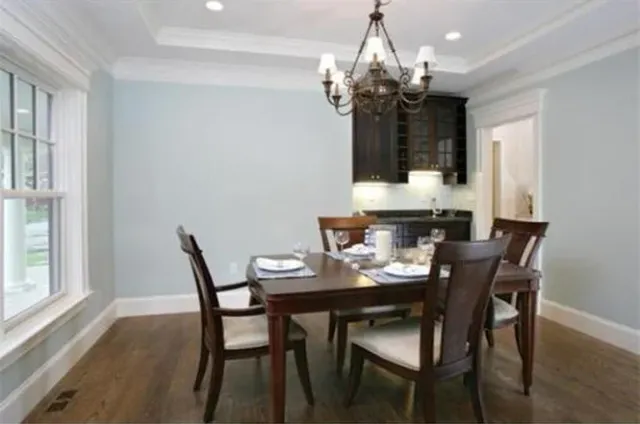 23 Martha's   Dining 1