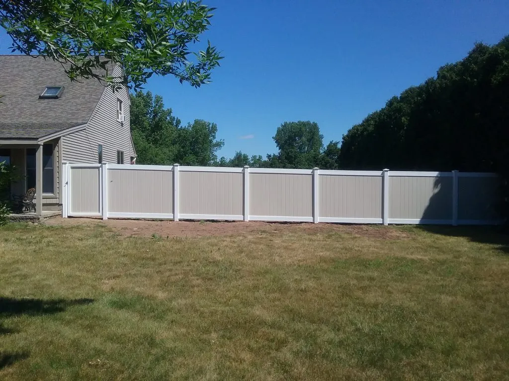 work photo from fenceitinllc.com