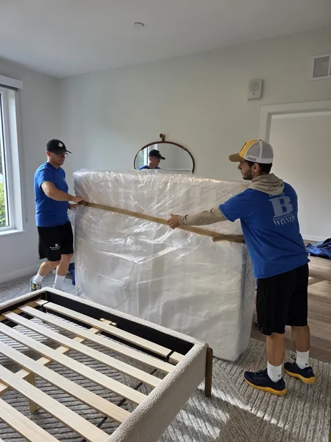 Exela Movers work photo