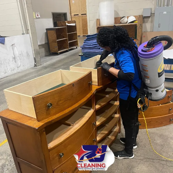 R & J Cleaning sevices & Maintenance - Rockland, Massachusetts | Homes & Businesses