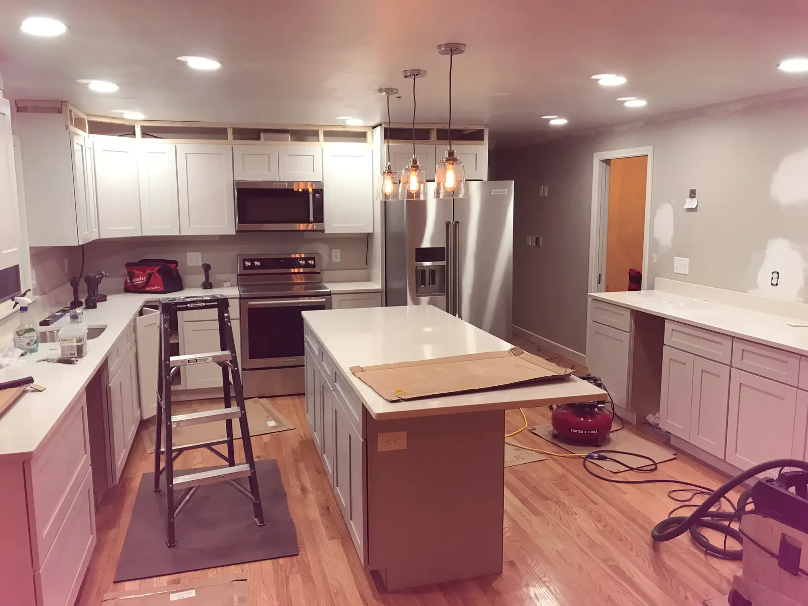 Kitchen remodel recessed and pendant lighting