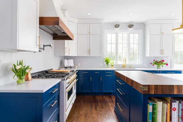 Blue &amp; White Family Kitchen