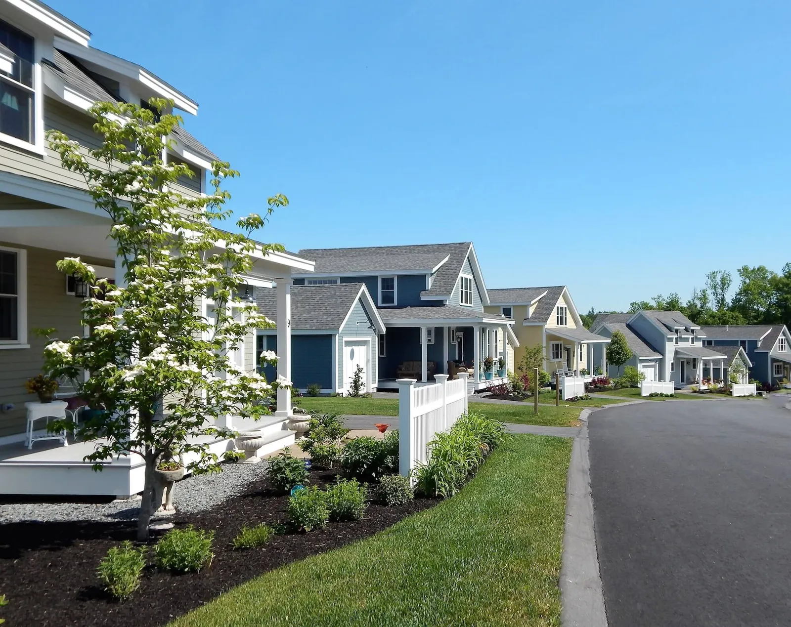 Commercial property landscaping