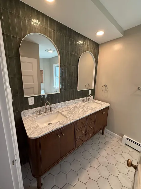 work photo from masterbathpros.com