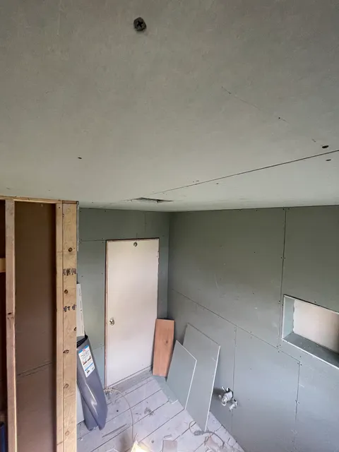 Pojoy Painting & Construction