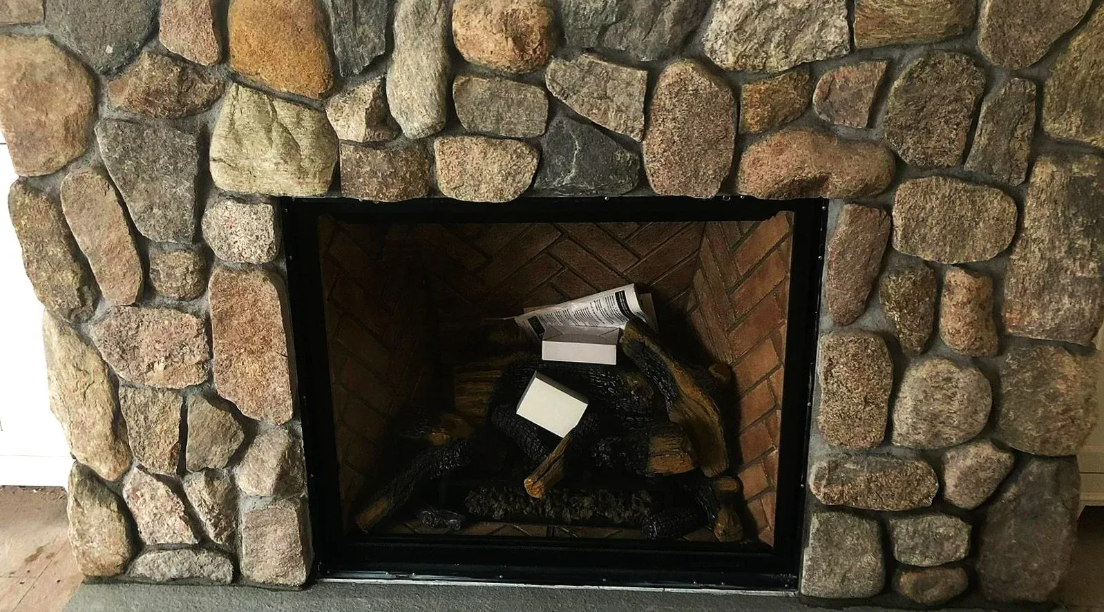 stoneveneerfireplace.jpg