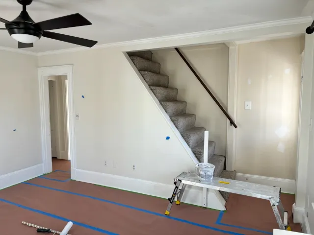 Full room repaint in Salem MA by Slim's Painting