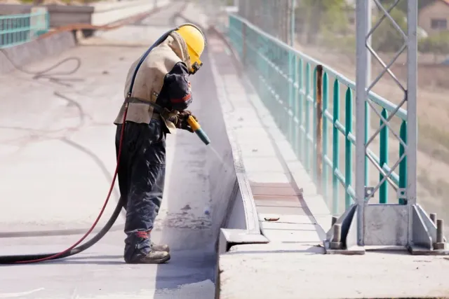 EXTERIOR PRESSURE WASHING