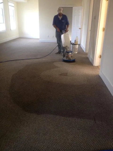 work photo from carpetcleanerofcapecod.com