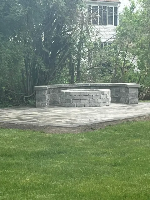 work photo from yardscapesbyrenee.com