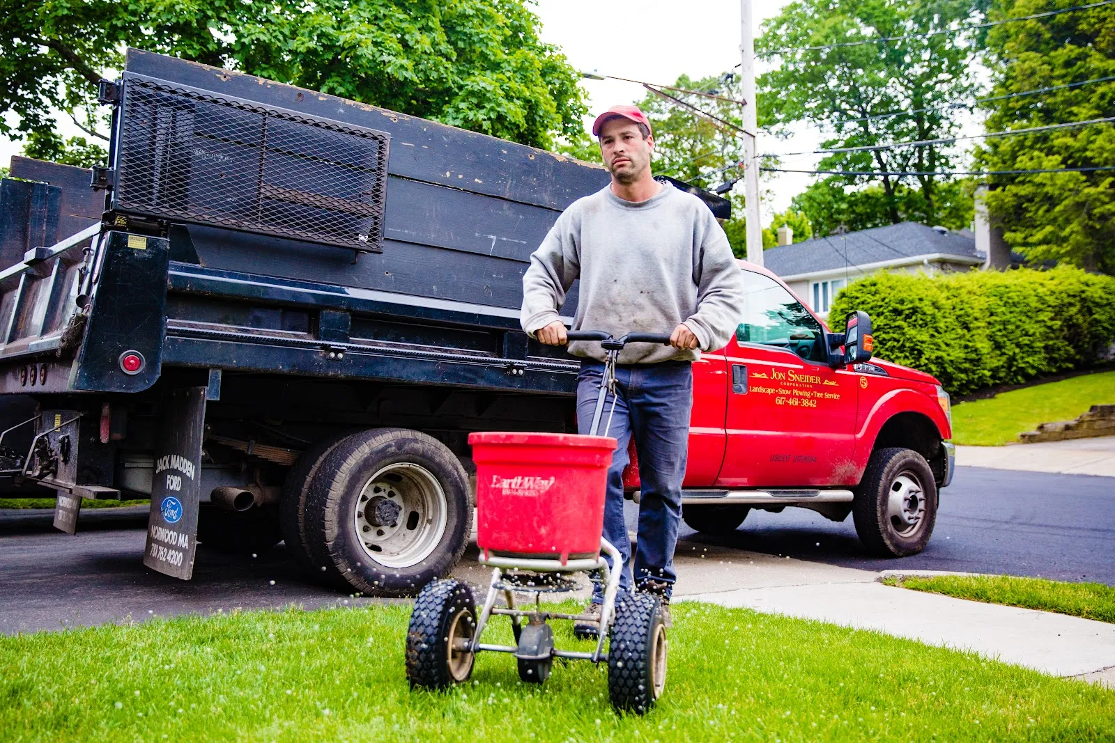 Jon Sneider Lawn Care & Tree Service