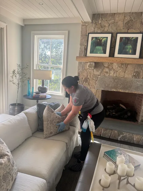 Darine’s super cleaning co. work photo