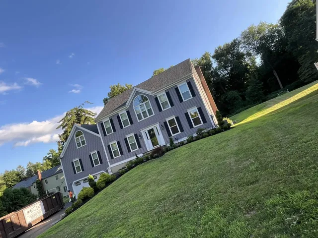 work photo from gmroofingandsiding.com