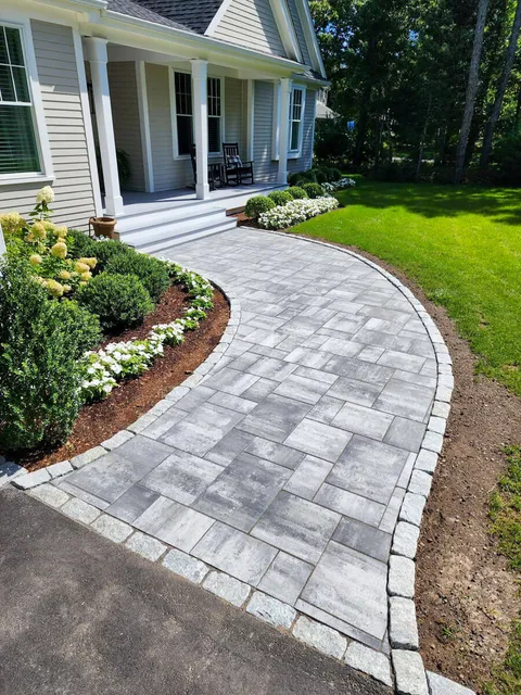 Cole's Lawncare & Landscaping work photo
