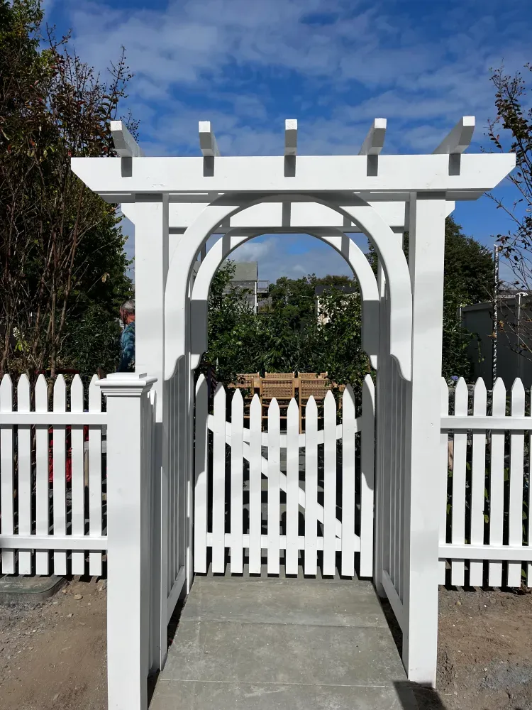 work photo from crosbyfence.com