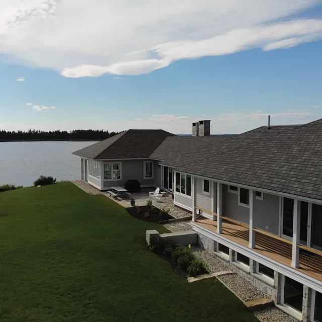 Custom Waterfront Homes