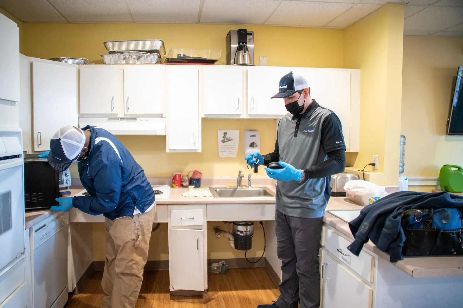 B & B Pest Control