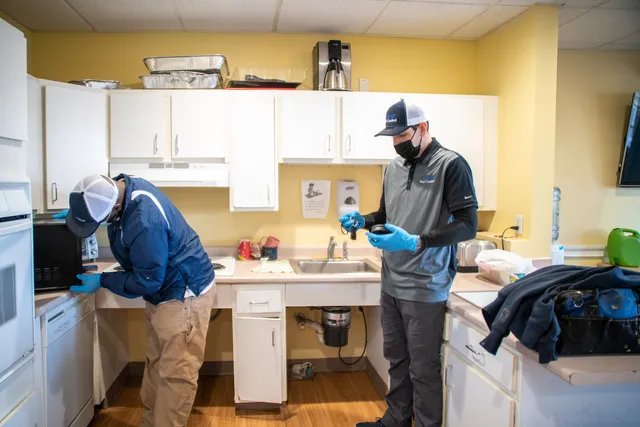 B & B Pest Control