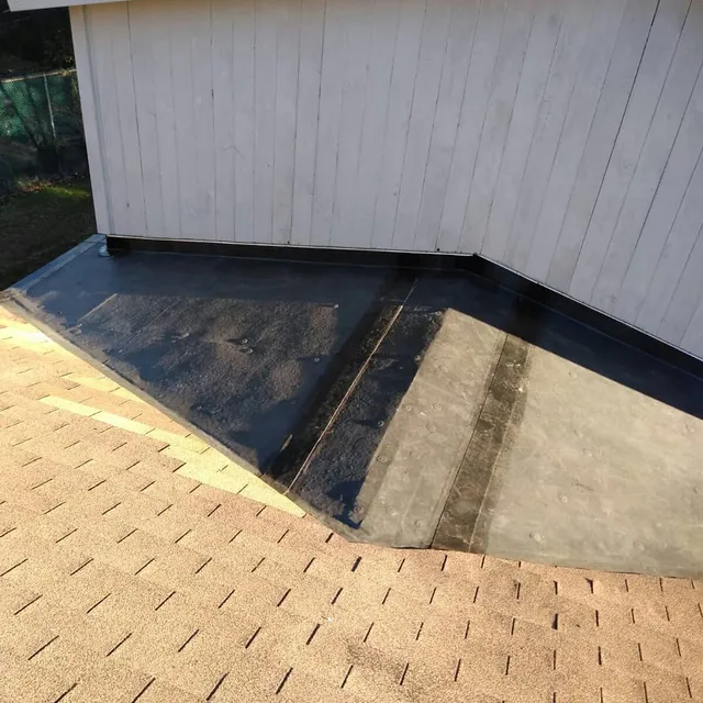 HAPPY CONSTRUCTION RUBBER ROOF FLOORS PAINTING HANDYMAN work photo