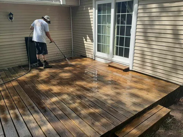work photo from acmepressurewashing.com