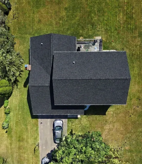 Your new roof in Black