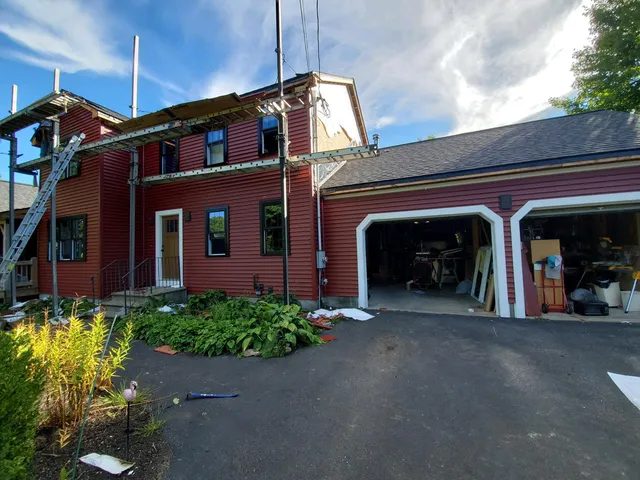 work photo from noreasterroofing.com