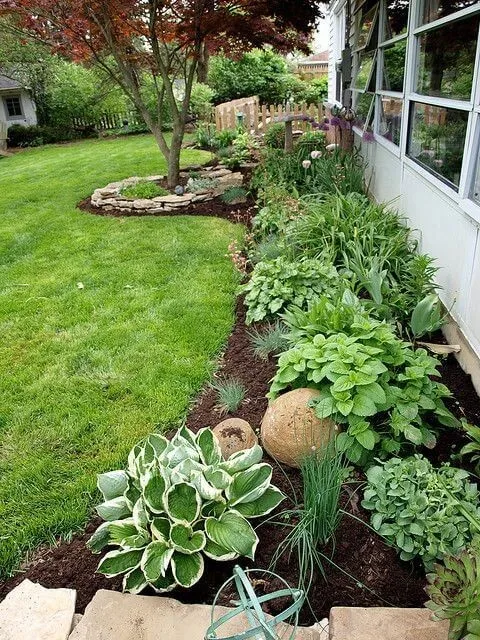 GARDENS & GROUNDS researched project photo