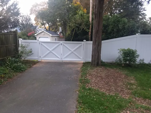 work photo from rocklandfencect.com