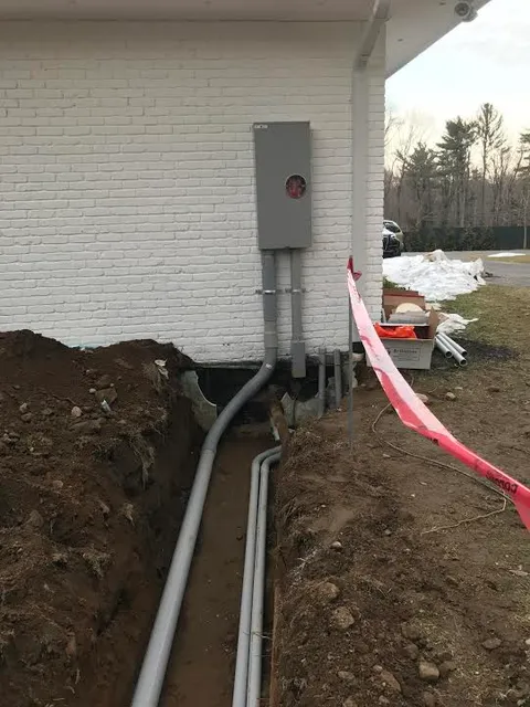work photo from qualityelectricalcontractor.com