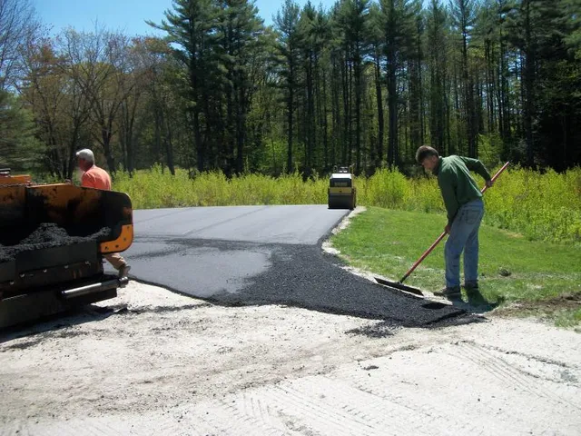 work photo from southernmainepavingandconstructioninc.com