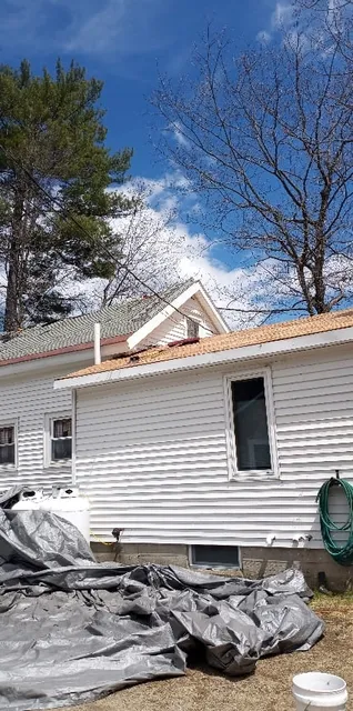 work photo from douglasroofingmaine.com