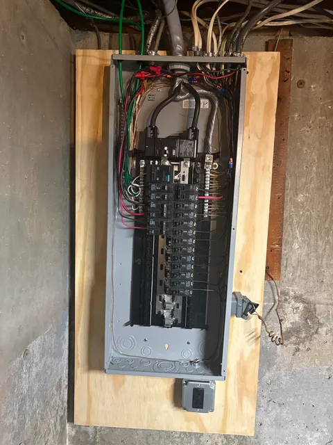 DWC Electric & Improvements LLC work photo