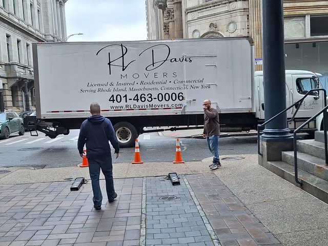 R L Davis Movers work photo