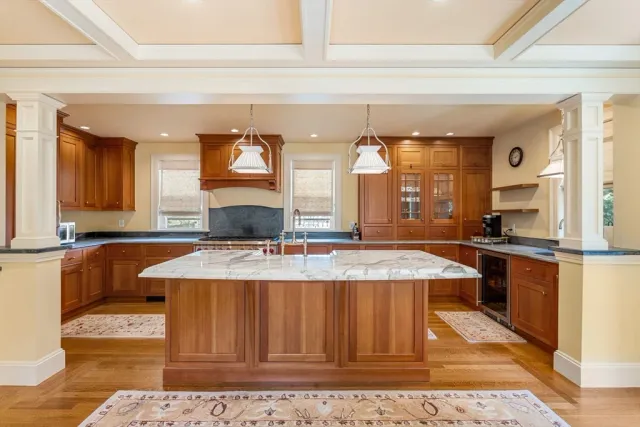 Daniela Cafaro,  Top-Rated Real Estate Broker in Boston