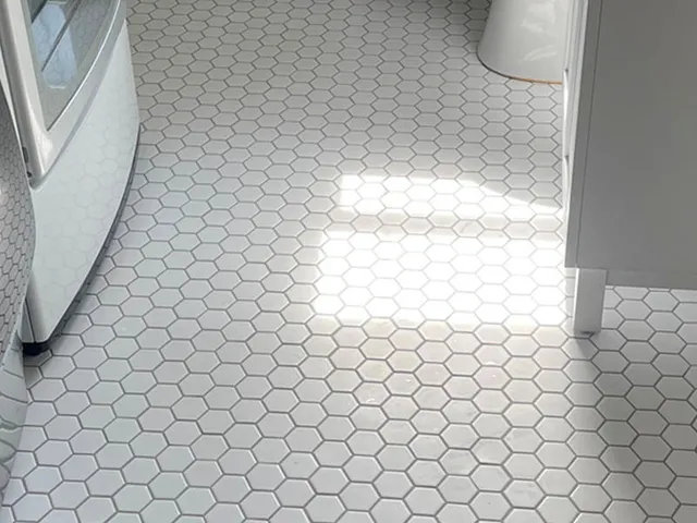 work photo from plouffesflooring.com