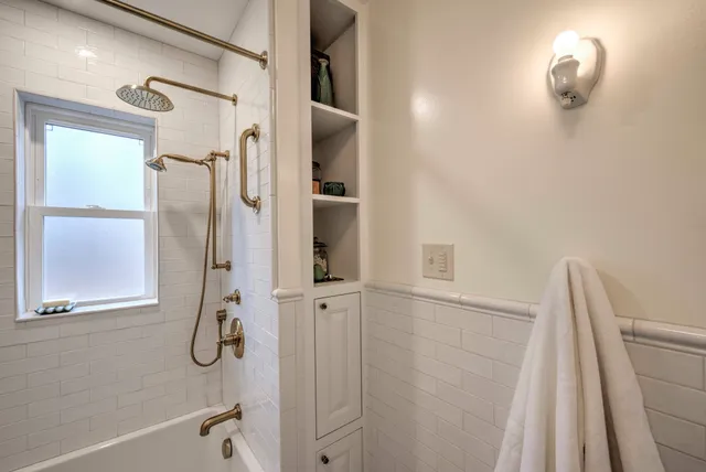 Bright & Timeless Bathroom - Northfield, MA