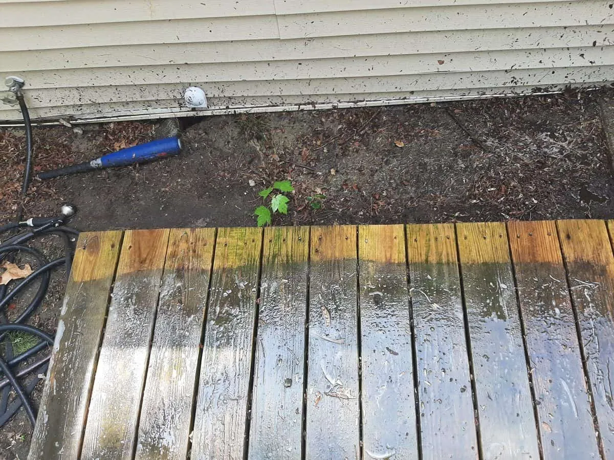 work photo from acmepressurewashing.com