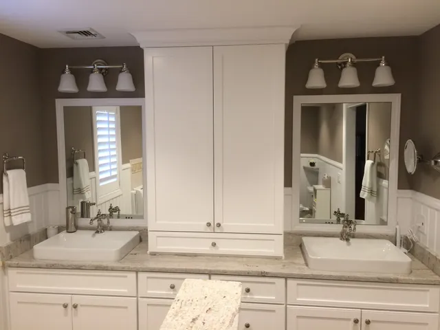 Double Vanity Bath