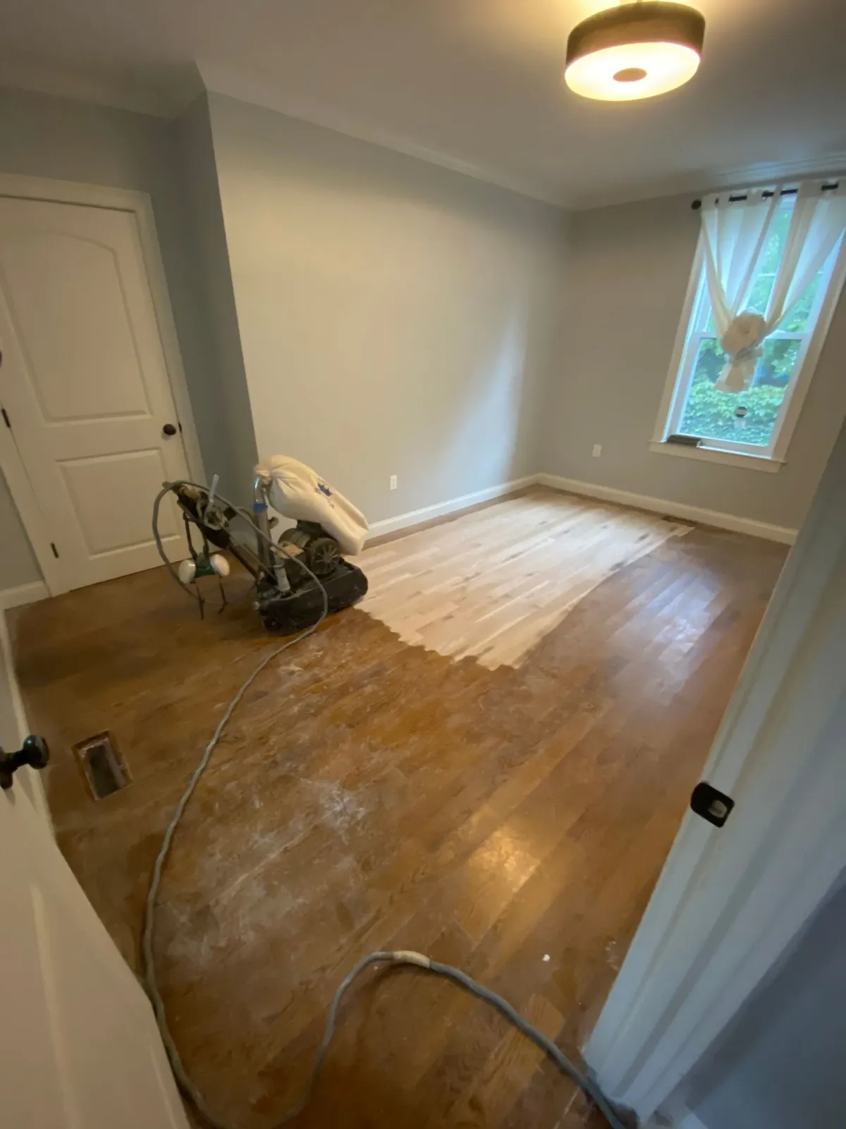 work photo from hardwoodflooringwalthamma.com