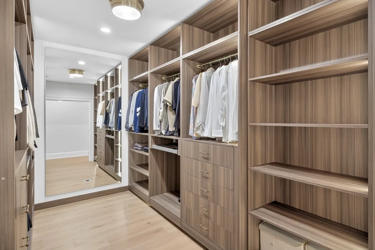 work photo from budgetkitchencabinetscapecod.com