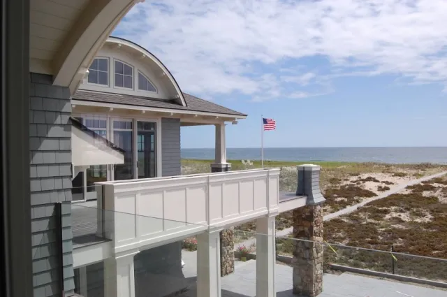 seaside homes.png