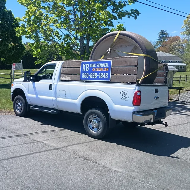 KB Junk Removal work photo