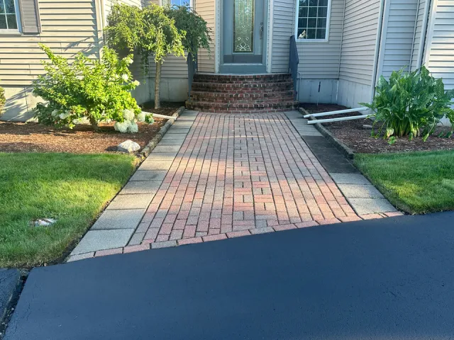 work photo from britoshardscapemasonry.com